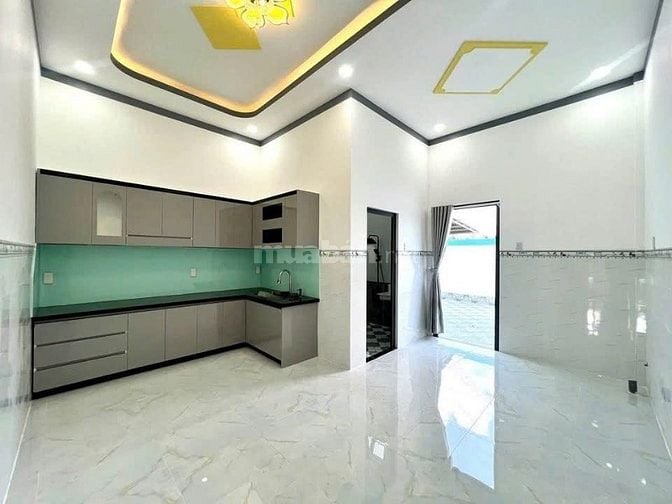 Nhà mới xây ở Củ Chi không thích nữa bán rẻ lại 950 Triệu, 124,6m2.