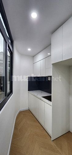 Nhà xây mới 2 tầng, hẻm xe hơi.