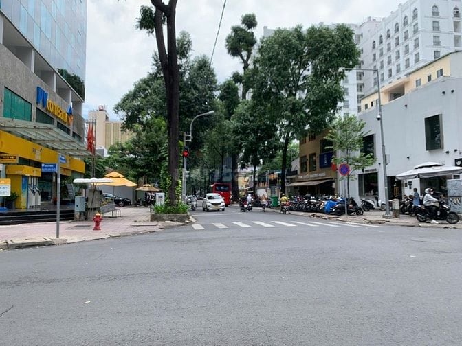Cho thuê nhà GÓC 2MT số 130-130a Nguyễn Đình Chiểu, Phường Võ Thị Sáu,