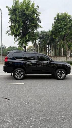 Toyota Prado VX Model 2022, 1 chủ. Xe cực mới.
