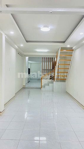 Nhà 2 lầu HXH 8m Lê Văn Việt, Hiệp Phú, Quận 9-60m2-Ngay chợ -5,1tỷ
