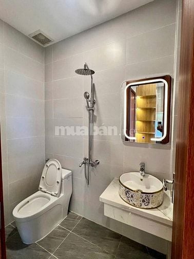 📢 BÁN NHÀ ĐẸP PHUN NỘI THẤT MỚI- Xã XTĐ-HM , BÁN GẤP