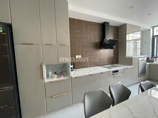 SIÊU PHẨM NHÀ PHỐ KINH DOANH ĐẮC ĐỊA - FULL NỘI THẤT CAO CẤP - GIÁ CHỈ
