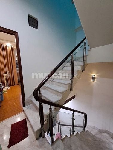 Bán gấp nhà số 15/43 Hoàng Hoa Thám, Phường 13, Quận Tân Bình