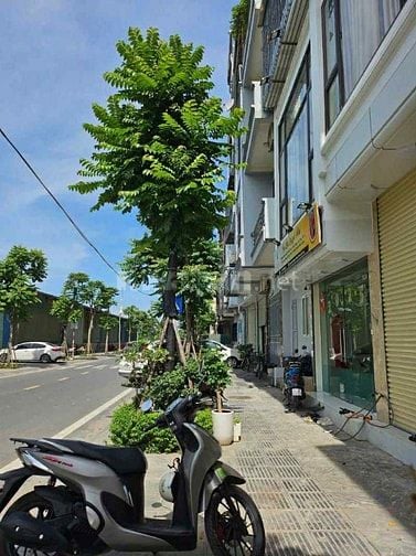 ĐẤT HIẾM MẶT PHỐ NGỌC THỤY - 2 MẶT TIỀN - Ô TÔ TRÁNH 17M - VỈA HÈ 4M