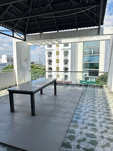 Bán nhà mặt tiền đường Nguyễn Xí 142,5m2