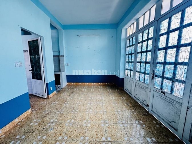 BÁN NHÀ MẶT TIỀN - GIẢM SỐC 2 TỶ, CHỈ CÒN 18.4 TỶ (còn bớt lộc)