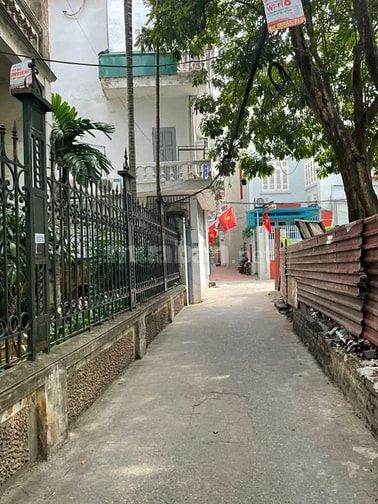 Chính chủ bán nhà Đội Cấn: 4 tầng, 3 ngủ, 3wc