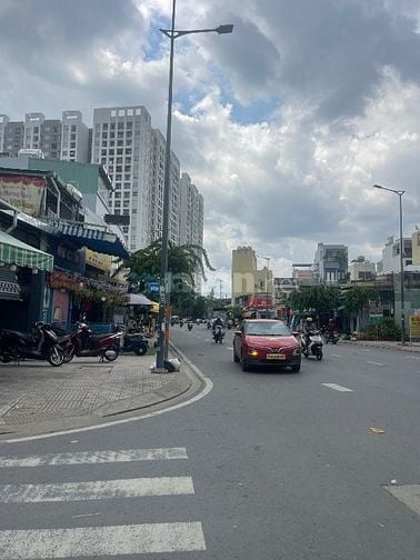 Cho thuê nguyên căn 6x17m đường xe tải Tô Hiệu, tân phú