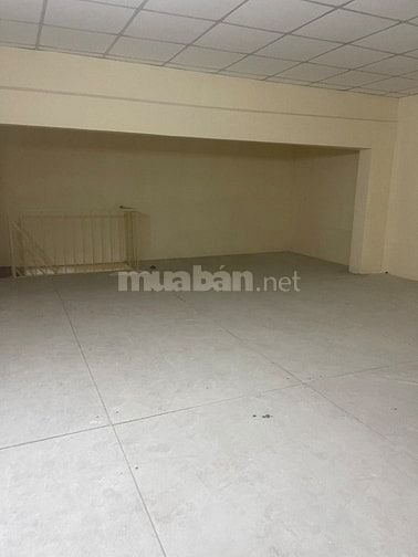 Cho thuê nguyên căn 6x17m đường xe tải Tô Hiệu, tân phú