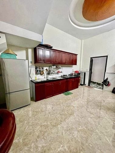 BÁN NHÀ MẶT TIỀN ĐƯỜNG GIÁ 720TR CHO THUÊ 9TR/THÁNG 