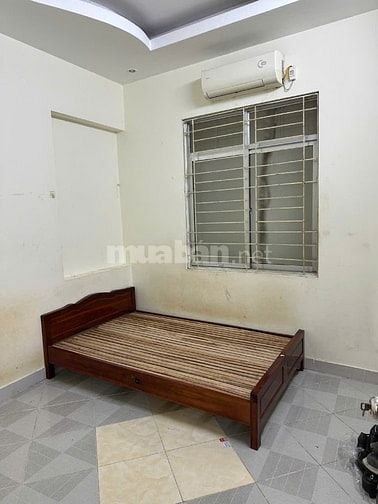 Cho thuê nhà ngõ 239 Bùi Xương Trạch, Ngã Tư Sở