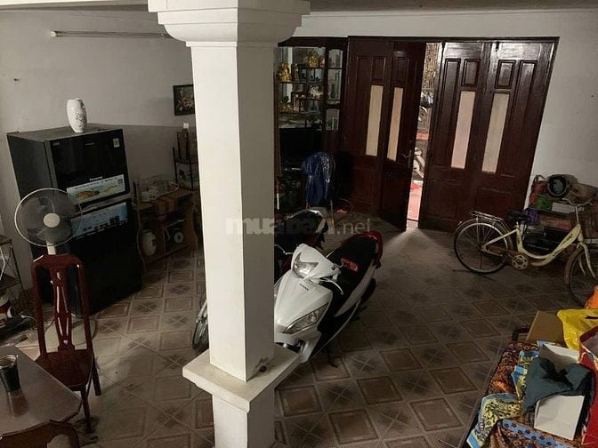Bán nhà chính chủ mặt ngõ Hào Nam 58,3m2* 4 tầng* MT 5m giá 10,5 tỷ 