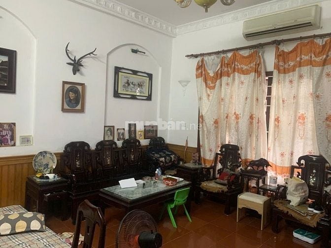 Bán nhà chính chủ mặt ngõ Hào Nam 58,3m2* 4 tầng* MT 5m giá 10,5 tỷ 