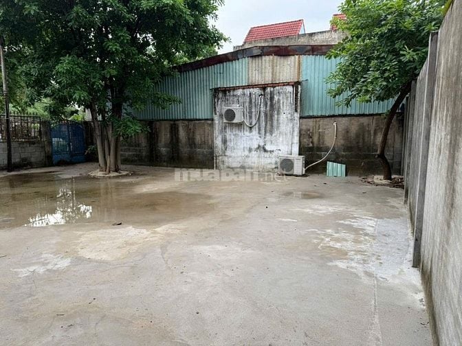 Chính chủ cấn bán đất 2 MT đường nhựa khu cư xá ximang Hà Tiên