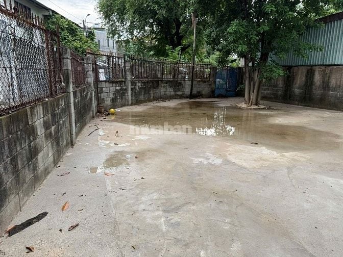 Chính chủ cấn bán đất 2 MT đường nhựa khu cư xá ximang Hà Tiên