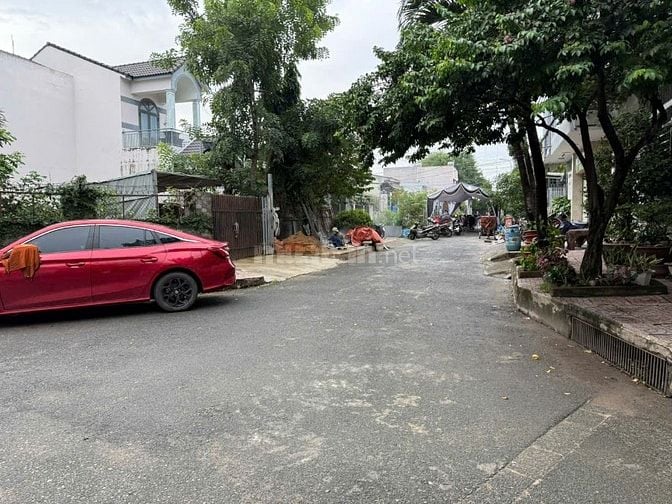 Chính chủ cấn bán đất 2 MT đường nhựa khu cư xá ximang Hà Tiên