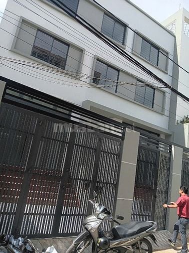 Cho thuê toà nhà CHDV Dương quảng hàm, Gò Vấp. Dtkv 200m2 Hầm 3 lầu TM