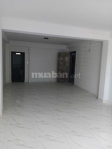 Cho thuê toà nhà CHDV Dương quảng hàm, Gò Vấp. Dtkv 200m2 Hầm 3 lầu TM
