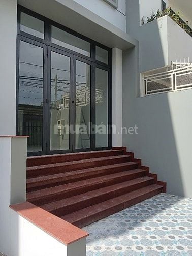 Cho thuê toà nhà CHDV Dương quảng hàm, Gò Vấp. Dtkv 200m2 Hầm 3 lầu TM