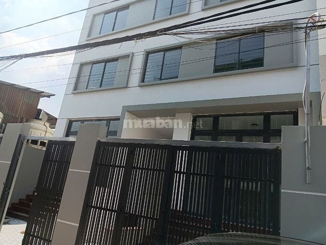 Cho thuê toà nhà CHDV Dương quảng hàm, Gò Vấp. Dtkv 200m2 Hầm 3 lầu TM