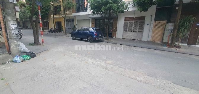 Nhà Đẹp Thanh Am 38m x 7 tầng, thang máy, ô tô vào nhà