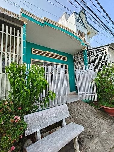 Bán gấp căn nhà ở ngay Đ . Trần Văn Chẫm , Củ Chi 100m2 SHR giá 750tr