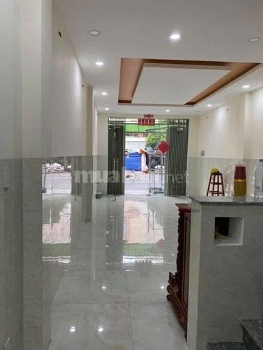 Chính chủ cần bán nhà mặt tiền chợ ngay vòng xoay Phú Lâm quận 6