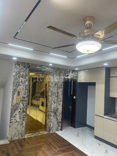Bán nhà ngõ 204 đường Trung Hòa- Cầu Giấy, 6 tầng thang máy, lô góc