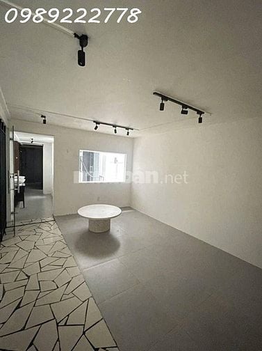 BÁN NHÀ PHĂM NGỌC THẠCH- P6- HXH SAU CĂN MẶT TIỀN - KHU VIP HỒ CON