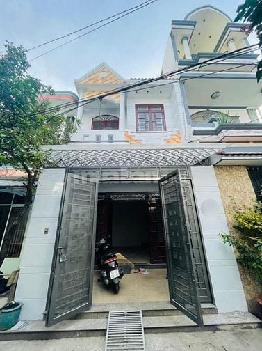 Bán gấp nhà hxh Lê Trọng Tân, Tân Phú, 4.5x14m, 1 lầu, giá rẻ: 5.4 tỷ