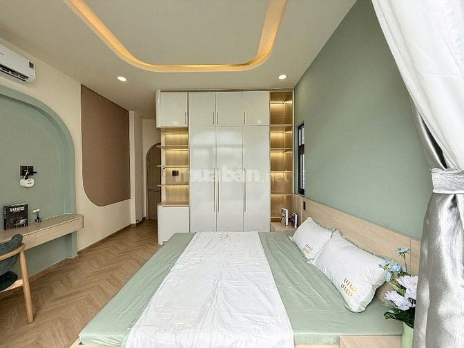 Chốt ngay căn nhà 44m2 ngay Thích Quảng Đức, PN. Giá: 4.9 Tỷ, hẻm 5m