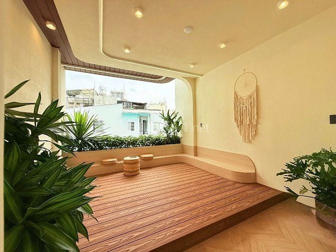 Chốt ngay căn nhà 44m2 ngay Thích Quảng Đức, PN. Giá: 4.9 Tỷ, hẻm 5m