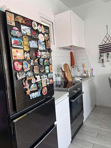 Cho thuê nhà mặt tiền số 220 đường Võ Văn Tần, Phường 5, Quận 3, Hồ Ch