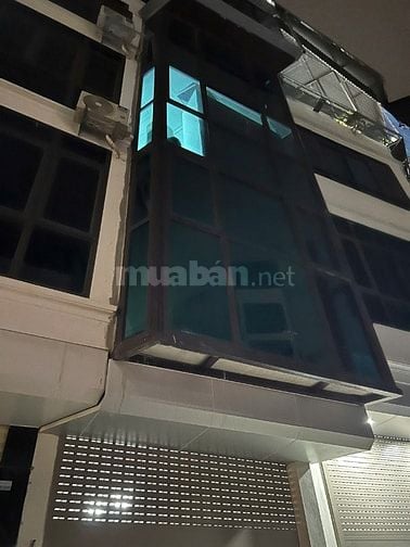 Cho thuê nhà mặt đường ngõ 168 Nguyễn Xiển, DT 20m2/sàn x 4 tầng,