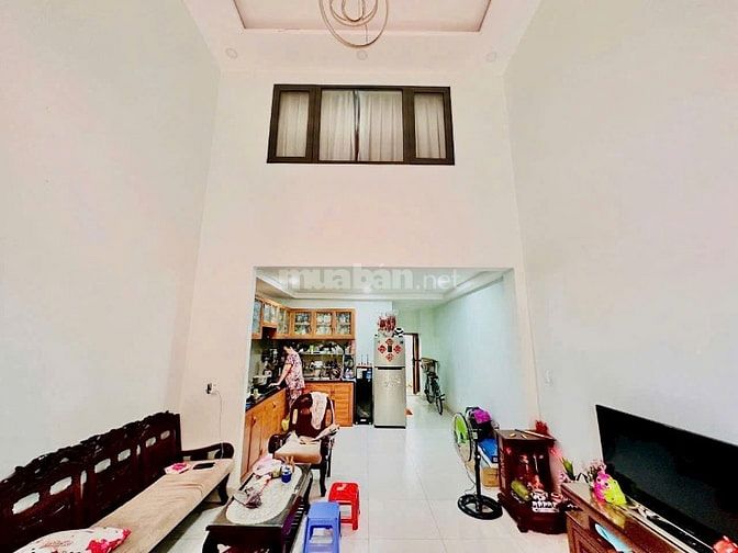 NHÀ  XE TẢI ĐẬU CỬA - NHÀ 1/DƯƠNG THỊ MƯỜI TÂN THỚI HIỆP 02 Q12 l