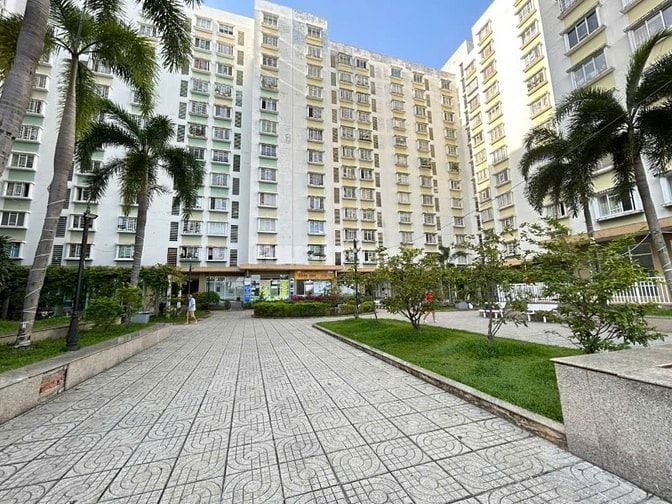 CC D1 KDC Phú Lợi P7 Q8, 2PN 71,9m2 SHR, tặng nội thất, HHMG 20TR