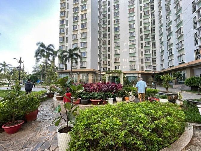 CC D1 KDC Phú Lợi P7 Q8, 2PN 71,9m2 SHR, tặng nội thất, HHMG 20TR
