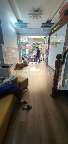 Cho thuê nhà hẻm thông xe hơi 