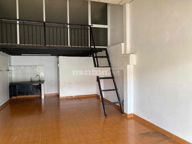 Nhà mặt tiền Quốc Lộ 1A, 4mx12m, phòng ngủ riêng, tiện kinh doanh