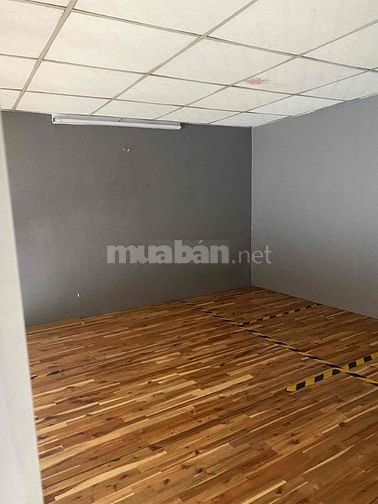 Nhà mặt tiền Quốc Lộ 1A, 4mx12m, phòng ngủ riêng, tiện kinh doanh