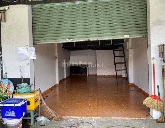 Nhà mặt tiền Quốc Lộ 1A, 4mx12m, phòng ngủ riêng, tiện kinh doanh