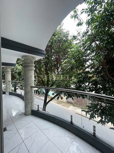 Cực phẩm đôi mặt tiền - KDC Bình Phú Quận 6 ngang 8m 3 lầu sang chảnh 