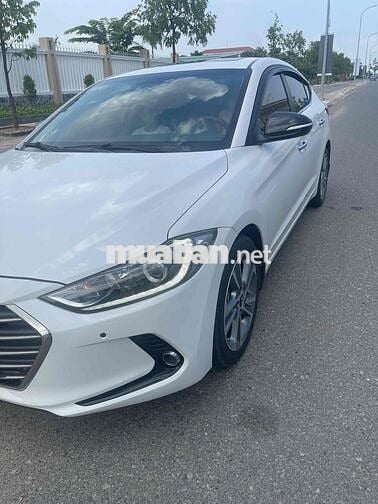Hyundai Elantra đklđ 2017 2.0 AT - 76575 km