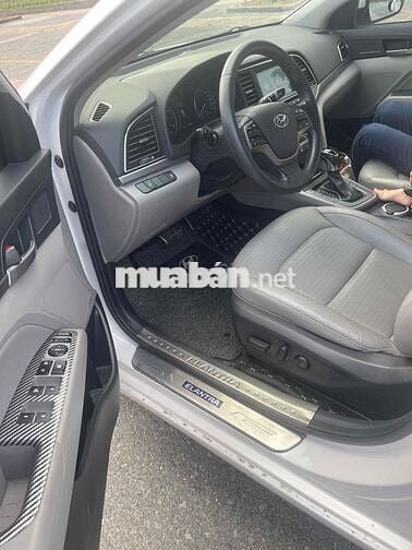 Hyundai Elantra đklđ 2017 2.0 AT - 76575 km