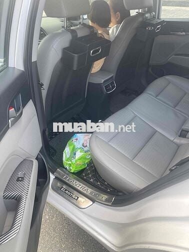 Hyundai Elantra đklđ 2017 2.0 AT - 76575 km