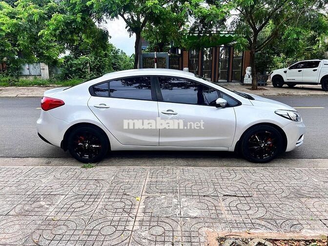 Kia K3 2016 Số sàn gia đình sử dụng, rất lợi xăng