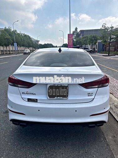 Hyundai Elantra đklđ 2017 2.0 AT - 76575 km