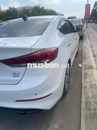 Hyundai Elantra đklđ 2017 2.0 AT - 76575 km