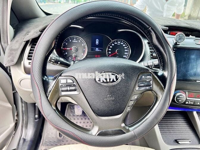 Kia K3 2016 Số sàn gia đình sử dụng, rất lợi xăng